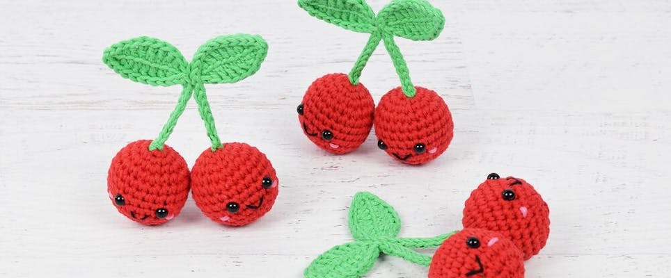 niedliche amigurumi Kirschen